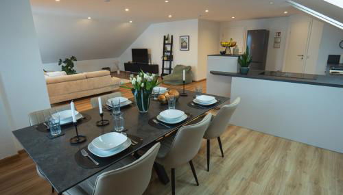 MaMa-Apartments - Netflix, Balkon, Kaffee & Tee, WIFI, Waschmaschine, familienfreundlich, kostenloser Parkplatz - 125 qm - Foto 2