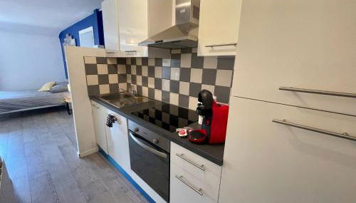 Appartement entier - Moissac centre - 30 m2 - Calme - Cour intérieure Sécurisé vélos - 50m du marché de Moissac - Foto 3