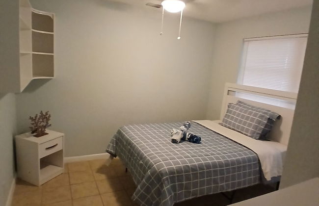 4BR 2BA Near Beach Perfect For Familes - Foto 17