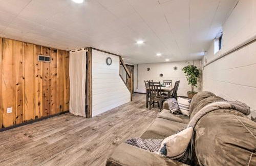 Marietta Home with Private Hot Tub, Pool Table! - Foto 21