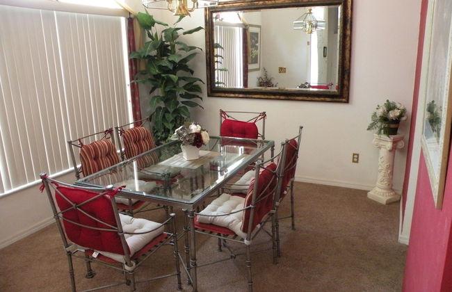 Lake View Villa- 5-bed Sleeps 10- Near Disney - Foto 16