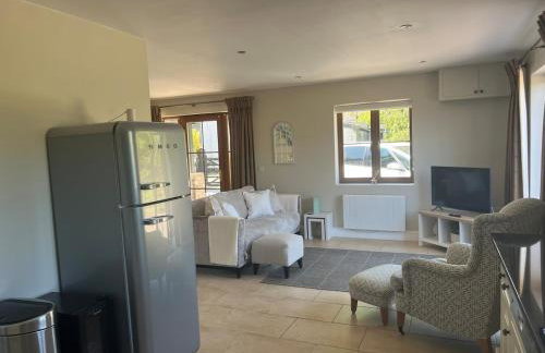 Cottage nestled in the heart of a stunning Suffolk Village - Foto 9