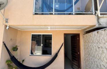 Duplex em Itaúna 4min da Praia que ocorre o WSL, 1min da pista de skate do LS, pracinha com parque infantil, quadra de futebol, tudo isso a 1 min da duplex, perto do comércio, wi-fi super rápido, monitoramento 24hrs - Foto 8