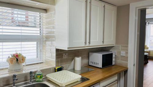 Haven House - Photo 5