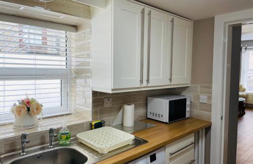 Haven House - Photo 5