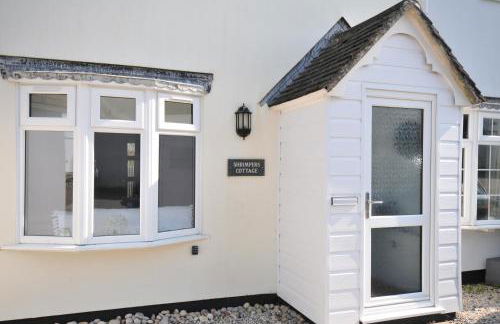 Shrimper's Cottage - Photo 2