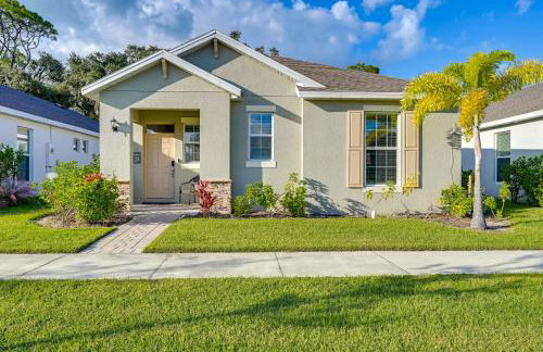 Near River & Parks: LaBelle Family Home w/ Patio - Photo 1