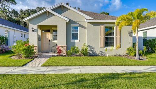 Near River & Parks: LaBelle Family Home w/ Patio - Photo 1