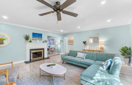 Across from Beach- 3 Master Suites, Heated Pool & Spa, Tanning Ledge, Golden Tee - by Maven Vacation Rentals - Foto 10