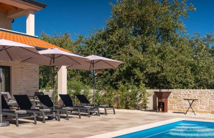 Family villa Alves with pool and grill in Porec - Foto 13