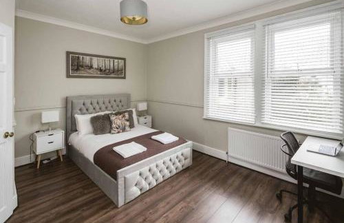 Elegant 5 bed house with parking- Photo ID Required - Foto 18