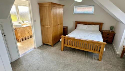 Detached, 4 Double Rooms, 2 En-Suites, 5 Car Parking - Foto 2, wardrobe