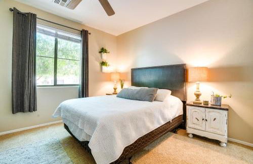 4 Mi to Surprise Stadium! Sunny V Home with Patio - Foto 21