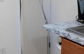 "Cozy Basement Retreat Just 40 Minutes to NYC!" - Foto 33