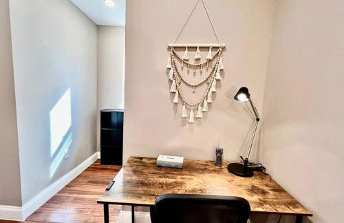 404 Rose in the city 1 BD living room in center city - Foto 42