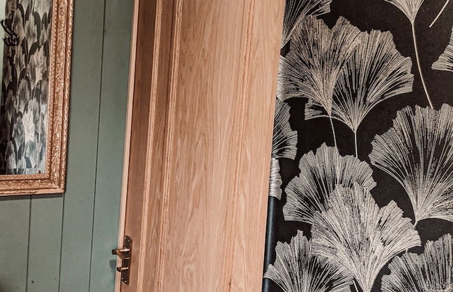 Stunning Shepherd's Hut Retreat, North Devon - Photo 21