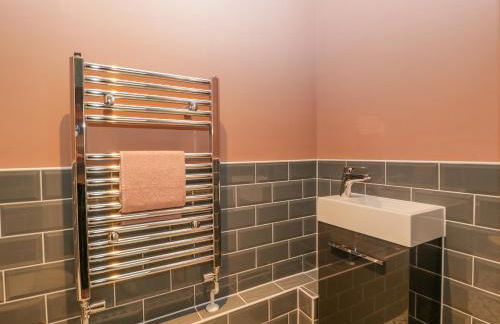 Threshing Barn - Photo 25