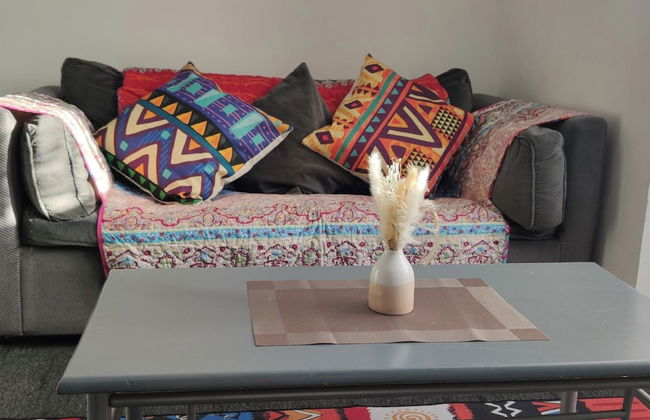 Charming 1-bed Loft Apartment in Romford - Photo 6