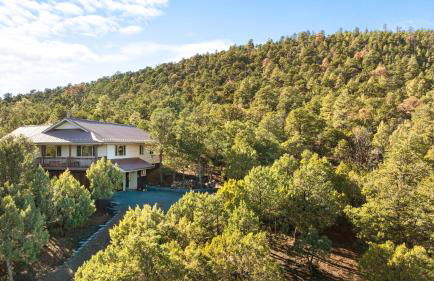 Breathtaking Cabin Backing the National Forest - Foto 64