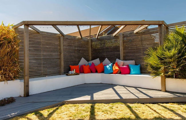 Newly Refurbished Seaside Escape - 5 Mins to Beach - Foto 51