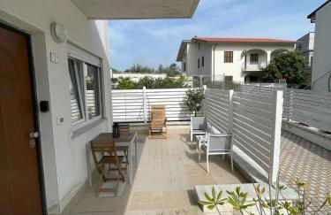 Grazioso Mono sulla Costa dei Trabocchi - Foto 1