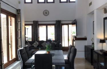 Casa Calida - Foto 1