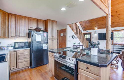 West Virginia Cabin Near Snowshoe Mountain Resort - Foto 8