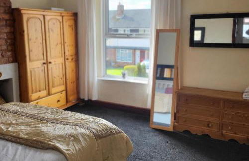 Cottage - Sleeps 4 - Garden - Parking - Foto 3