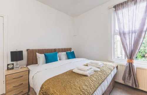Spacious 2-bed apartment in Kensal Green - Photo 12
