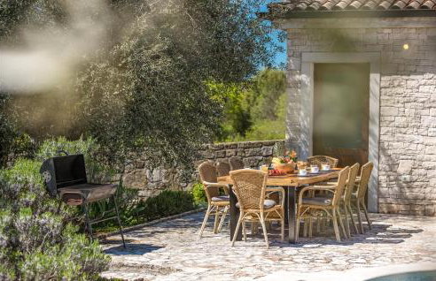 4 Bedroom Nice Home In Buje - Foto 11