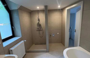 Kaune Apartments Balkon Freies Wlan Kostenlose Parkplätze - Foto 6