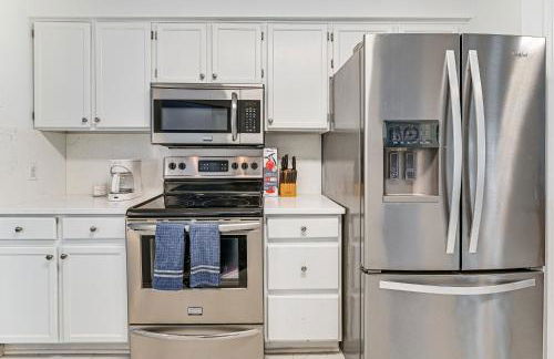 Hot Tub and Gazebo Group Getaway Near Dtwn Conway! - Photo 8