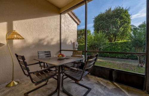 Charming and Cozy Townhome Near Disney - Foto 42