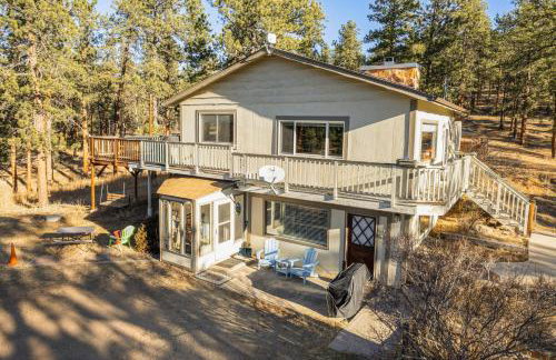 Pet-Friendly Pine Home Near Hiking and Fishing! - Photo 25