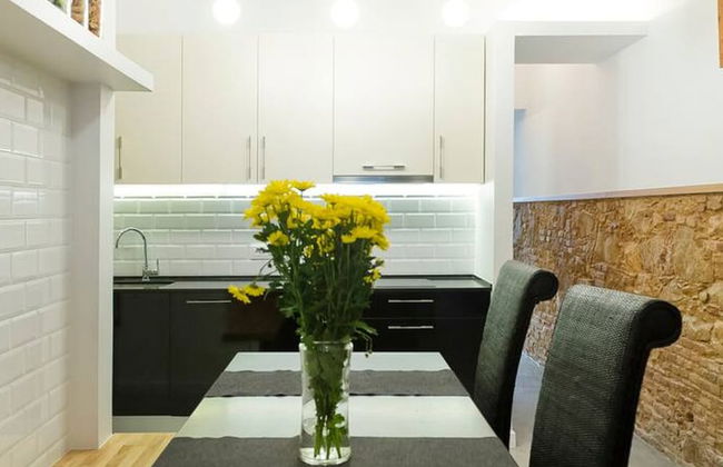 Unique Architects Apartment IN Trendy Central Poble SEC By Myrentalhost - Photo 2