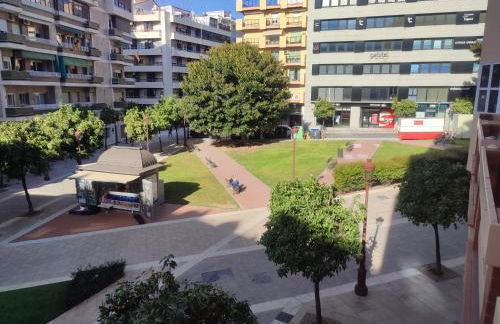 "El Balcon de Huelva" lujo en pleno centro - Foto 8