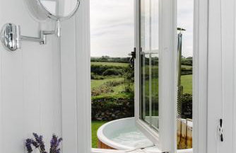 Shepherds Hut at Chenhall Farm - Photo 36