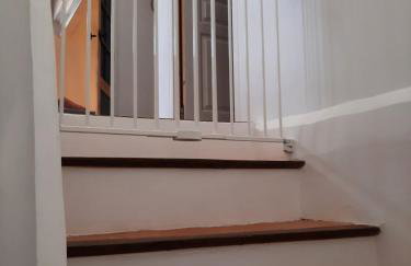 La Pomerolaise, Charmant appartement rénové dans une maison typique vigneronne - Foto 7