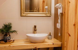 Apartament z wanną wolnostojącą - Foto 3