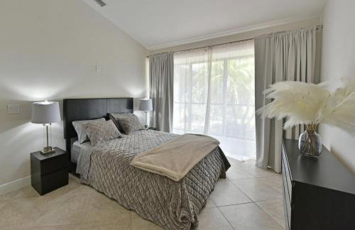 Cozy home with private entrance! - Foto 8