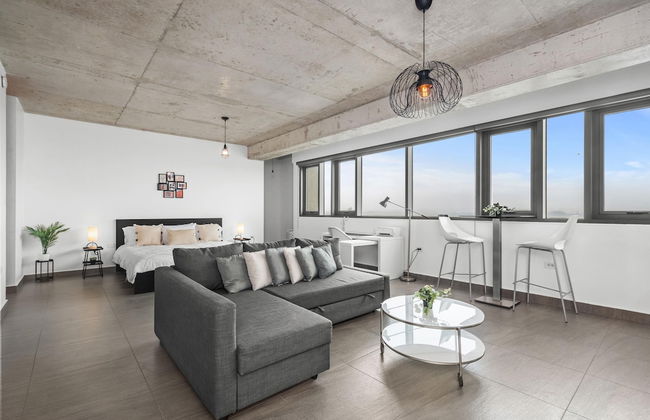 Otium Rentals Vacation Rental w Relaxing View - Photo 10