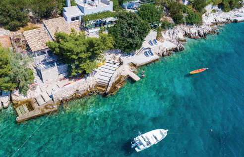 Two-Bedroom Apartment In Ratac - Photo 13