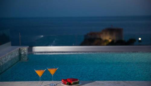 Royal Fort - The View Rooftop pool - Photo 3