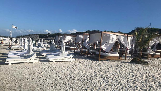 Instalaciones de The Alchymist Beach Club
