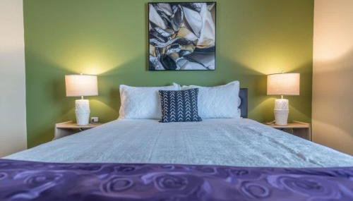 Stylish King 1BR 8 Min to Downtown Pool Gym & Parking 04 - Foto 4