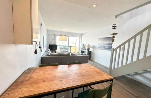 T3 Duplex Vue mer 180 sur le port de Lomener - Foto 8