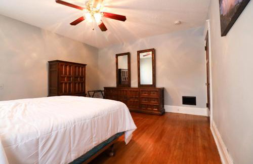 Spacious 6-bedroom house in charming Niagara Falls with AC - Foto 11