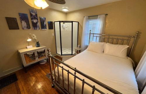 Spacious 5BR Midtown - Near Zoo and Liberty Bowl - Photo 24