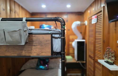 Charming 3 bedroom 2 bath home in Bloomfield with wishing well - Foto 4