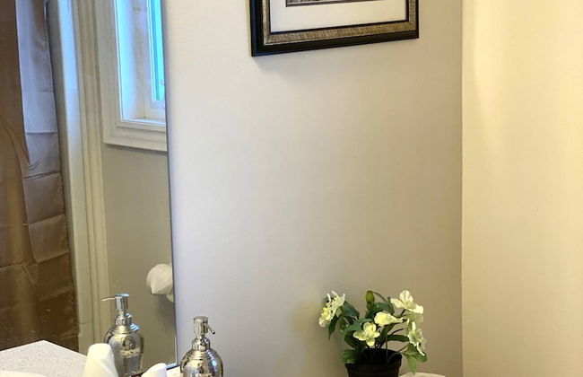 Niagara Sleeps 6 Cozy 3bed 3bath Near Falls - Foto 8